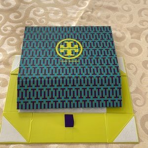 Tory Burch gift box